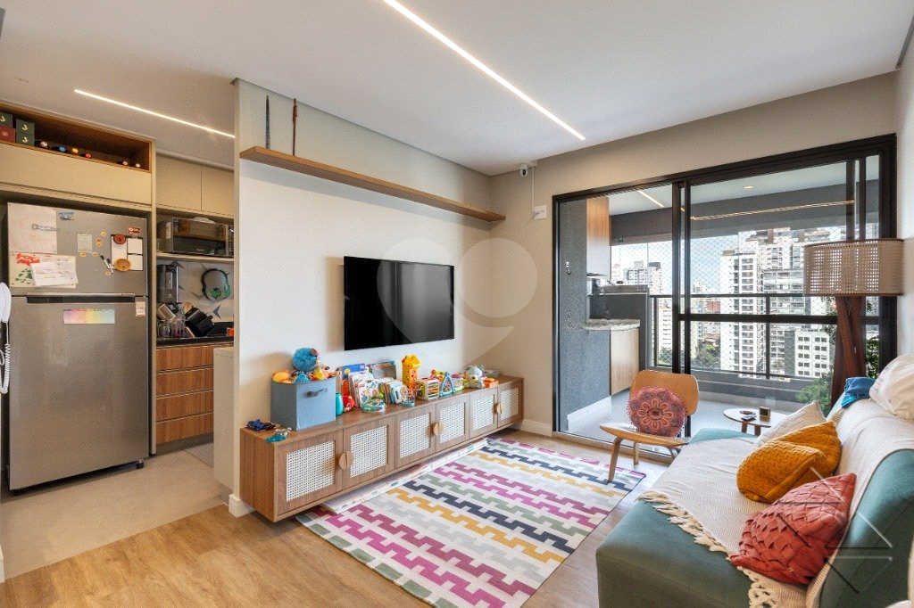 Venda apartamento 3 dormitórios, 2 suítes em Pinheiros