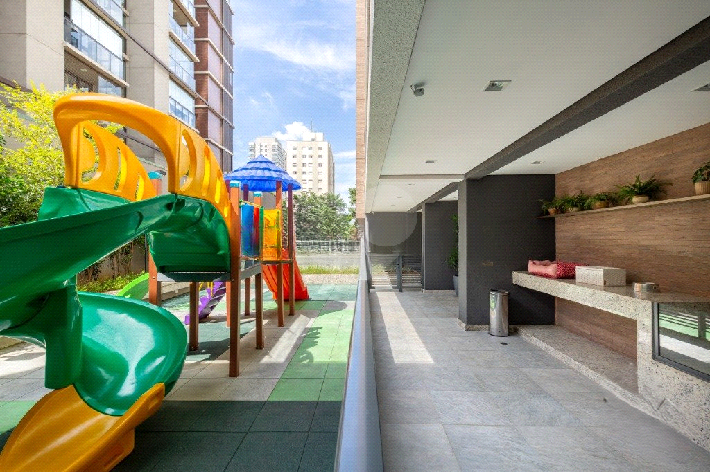 Venda apartamento 3 dormitórios, 2 suítes em Pinheiros
