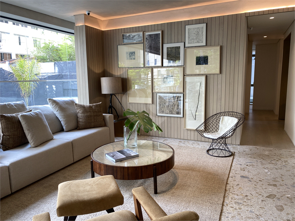 Apartamento Alto Padrão à Venda nos Jardins – 3 Suítes, 2 Vagas, 145m², Lazer Completo