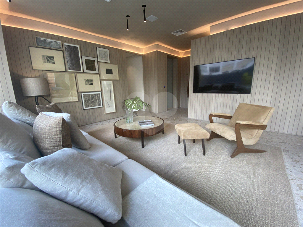 Apartamento Alto Padrão à Venda nos Jardins – 3 Suítes, 2 Vagas, 145m², Lazer Completo