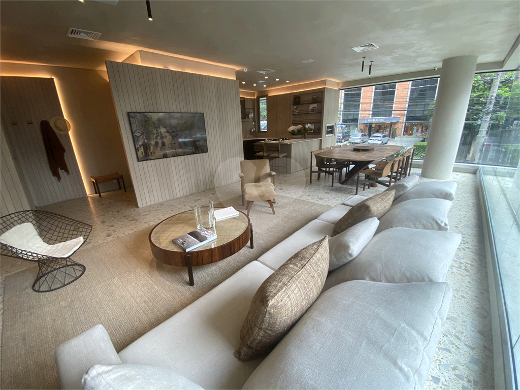 Apartamento Alto Padrão à Venda nos Jardins – 3 Suítes, 2 Vagas, 145m², Lazer Completo