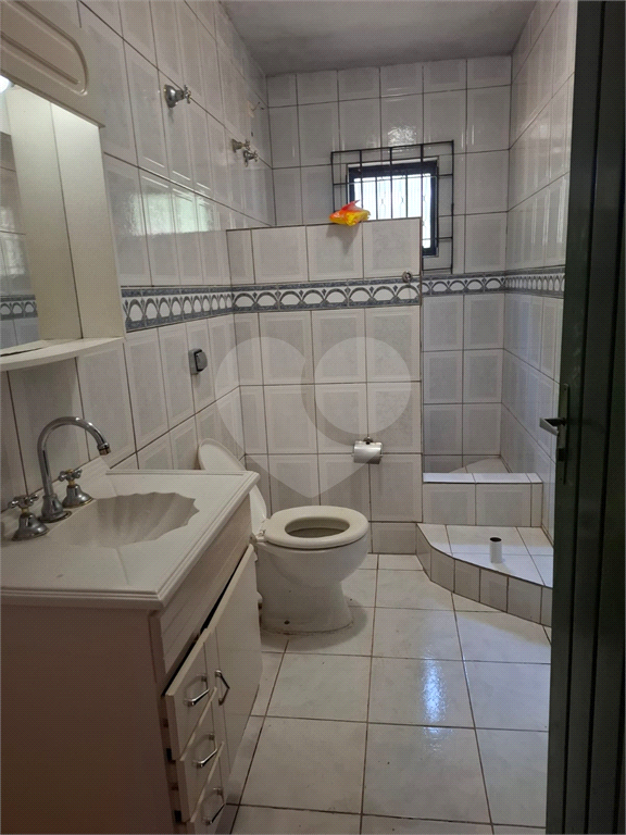 Chácara venda Itú com 3200m2, 3 quartos, piscina, pomar, canteiros e 10 ou mais vagas de garagem