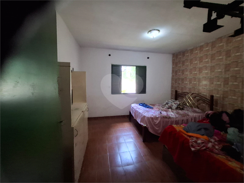 Chácara venda Itú com 3200m2, 3 quartos, piscina, pomar, canteiros e 10 ou mais vagas de garagem