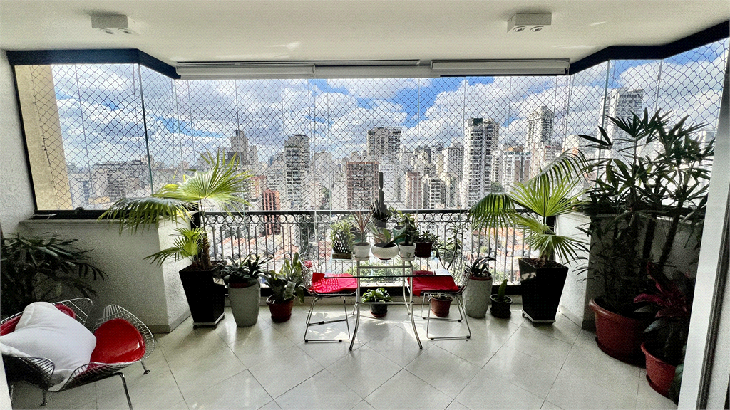 Imóvel 192m² com sala com varanda gourmet 3 suítes lazer completo 4 vagas Perdizes