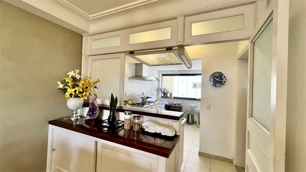 Imóvel 192m² com sala com varanda gourmet 3 suítes lazer completo 4 vagas Perdizes