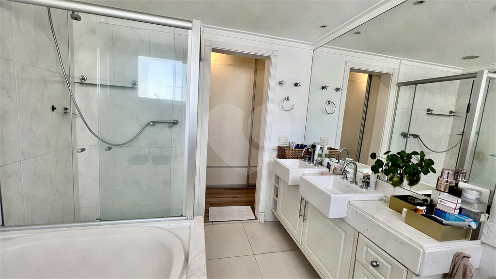 Imóvel 192m² com sala com varanda gourmet 3 suítes lazer completo 4 vagas Perdizes