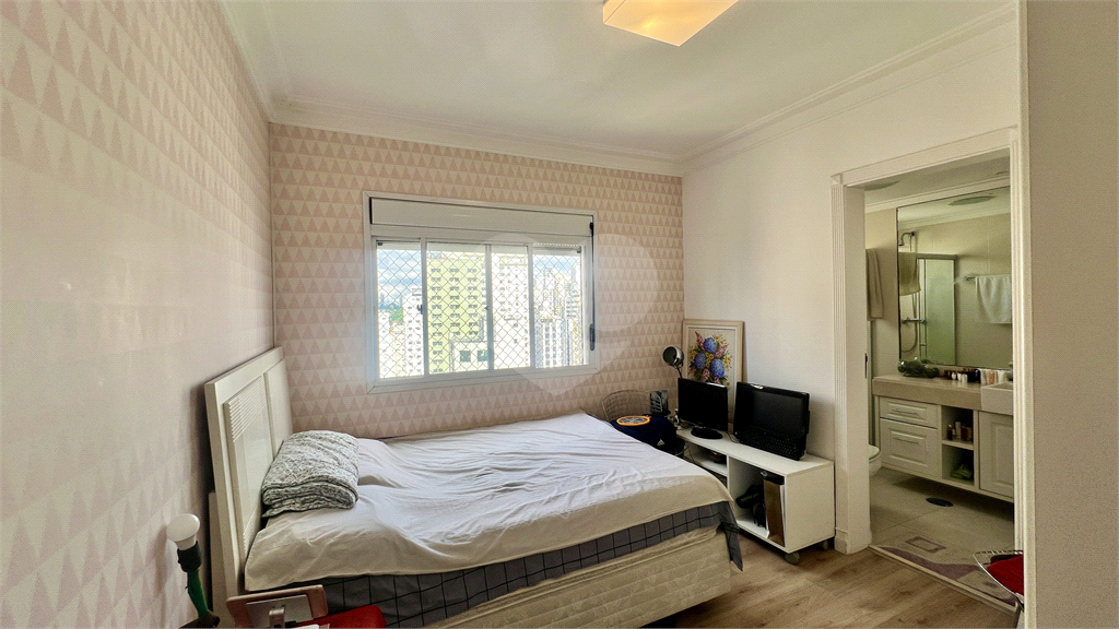 Imóvel 192m² com sala com varanda gourmet 3 suítes lazer completo 4 vagas Perdizes