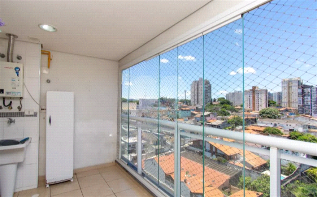 APARTAMENTO em VILA ROSÁLIA