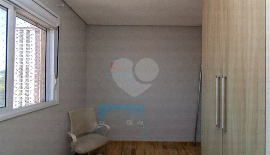 APARTAMENTO em VILA ROSÁLIA
