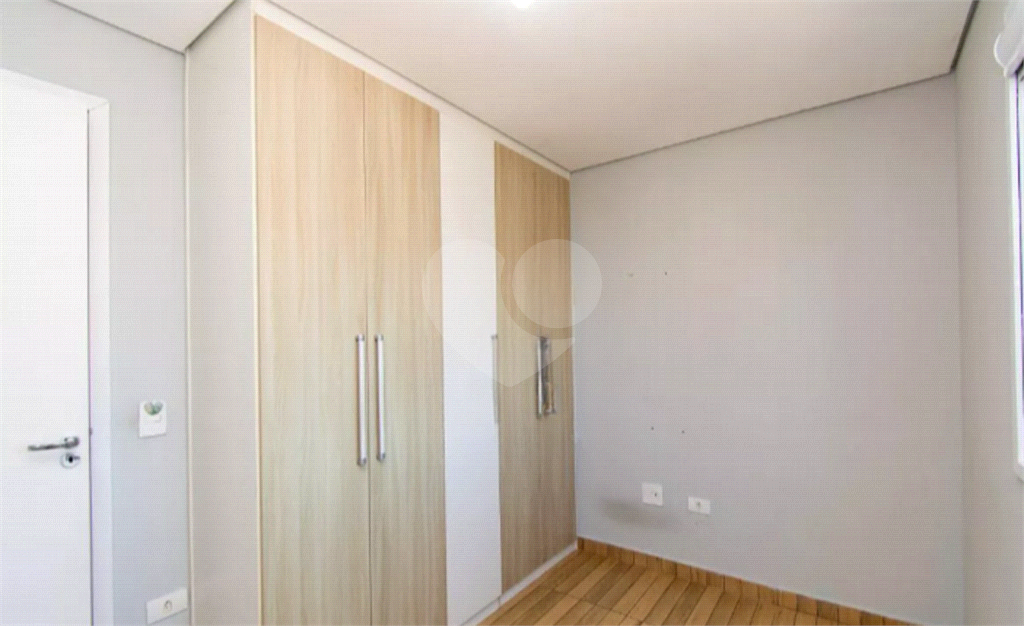 APARTAMENTO em VILA ROSÁLIA