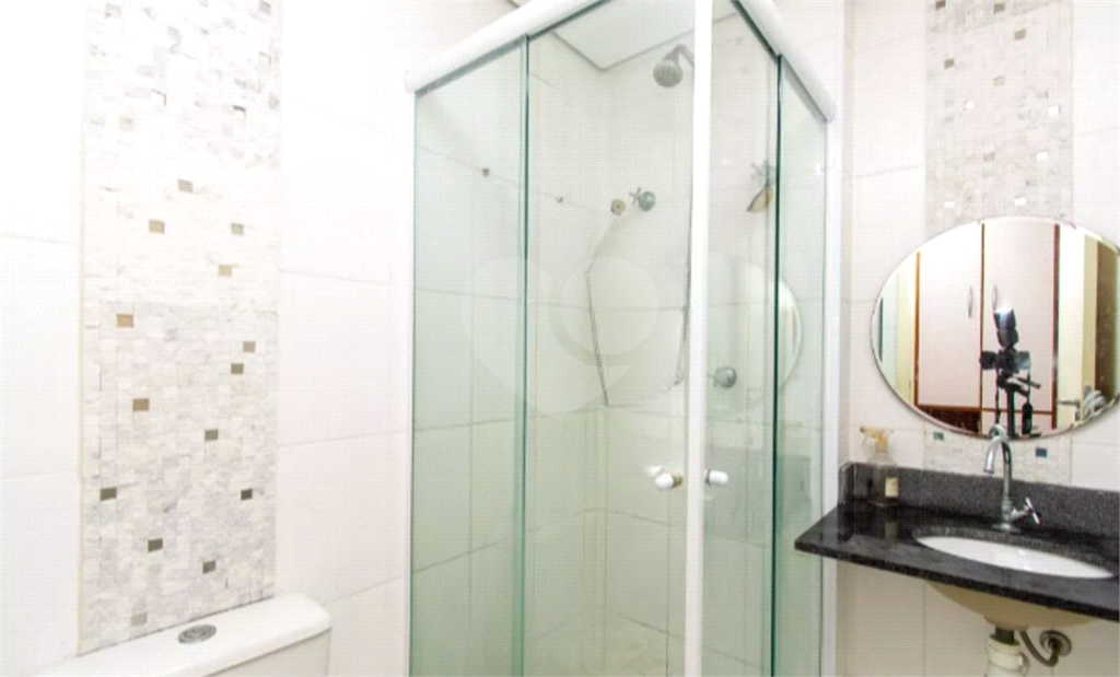 APARTAMENTO em VILA ROSÁLIA