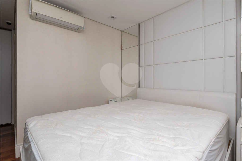 na Mooca! Apartamento de 183m² - 3 Suítes - 3 Vagas - Mobiliado e Equipado.