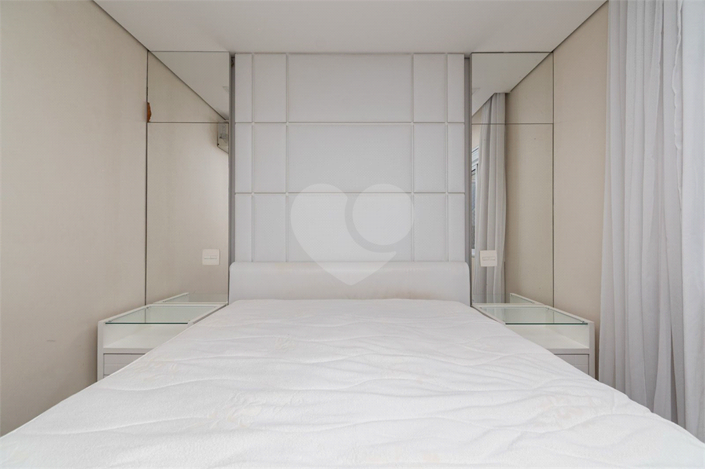 na Mooca! Apartamento de 183m² - 3 Suítes - 3 Vagas - Mobiliado e Equipado.
