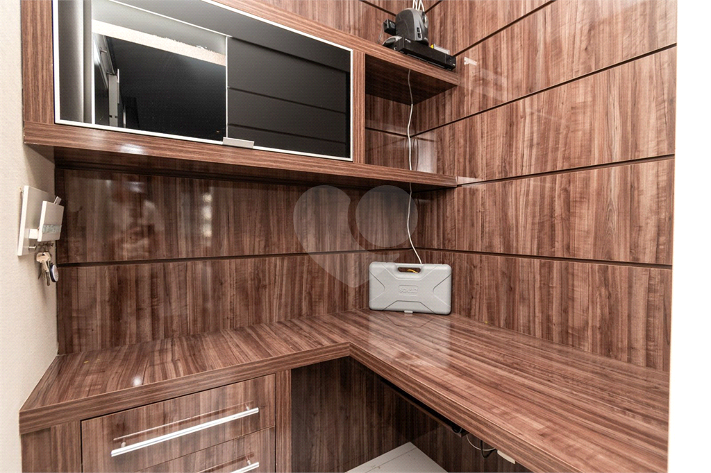 na Mooca! Apartamento de 183m² - 3 Suítes - 3 Vagas - Mobiliado e Equipado.