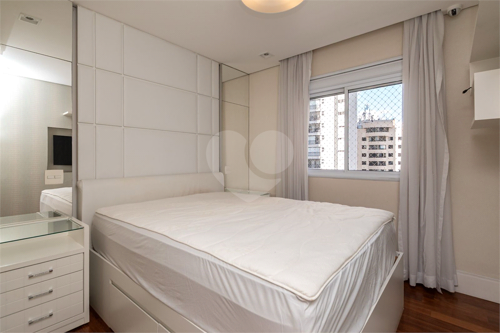 na Mooca! Apartamento de 183m² - 3 Suítes - 3 Vagas - Mobiliado e Equipado.