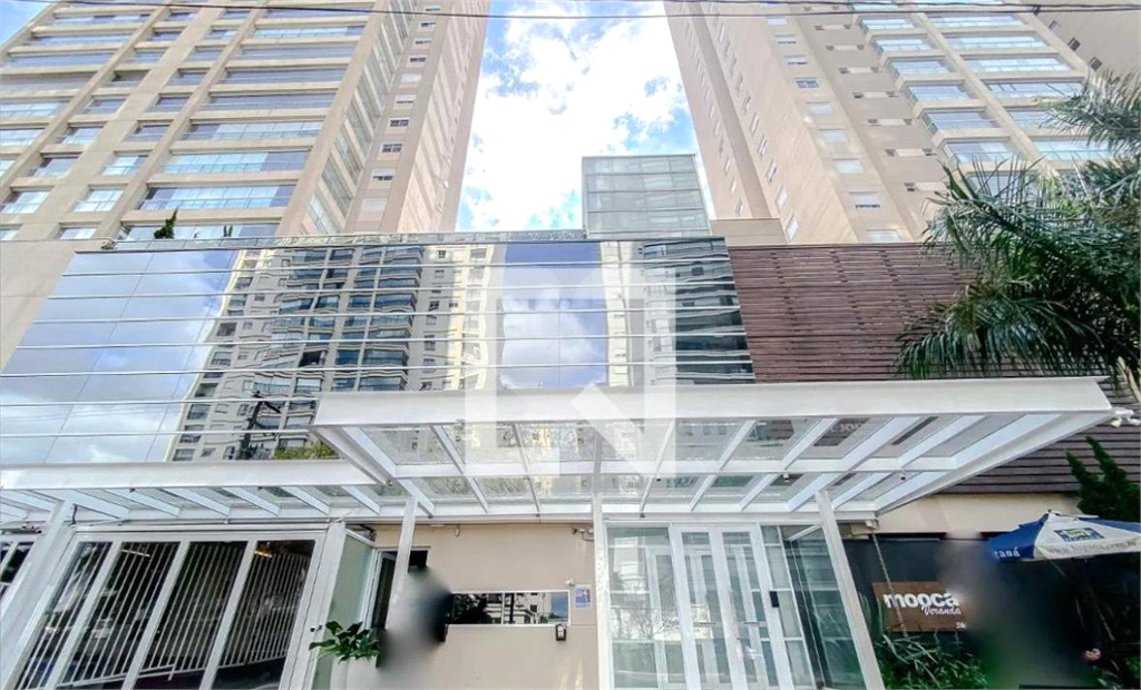 na Mooca! Apartamento de 183m² - 3 Suítes - 3 Vagas - Mobiliado e Equipado.