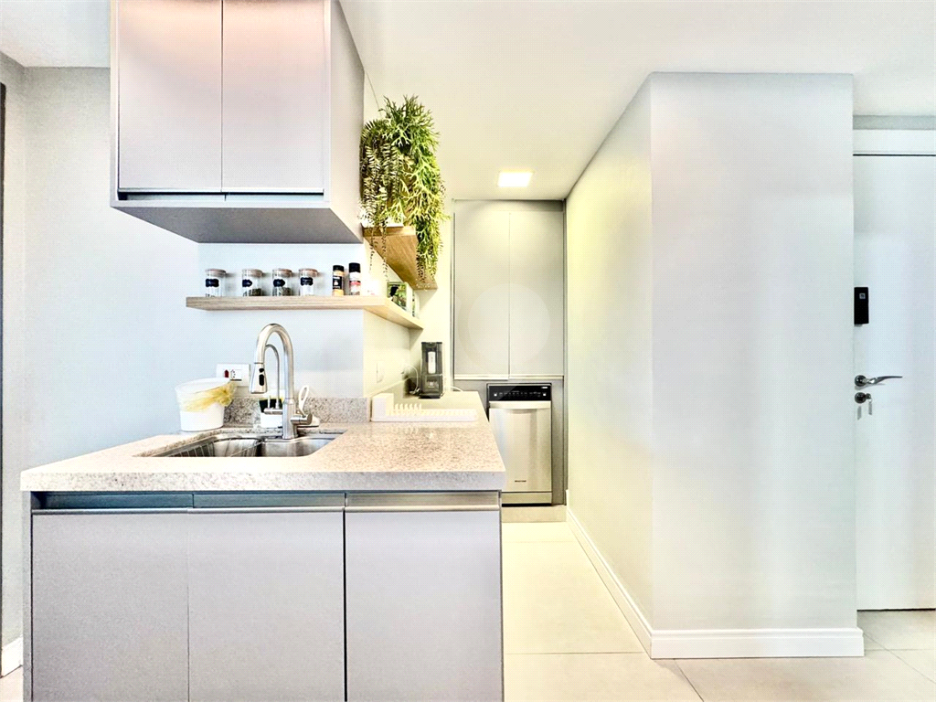 APARTAMENTO 3 DORMITÓRIOS À VENDA VILA LEOPOLDINA VENDER