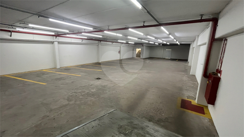 Loja-Salão para alugar, 1073m² - Foto 10