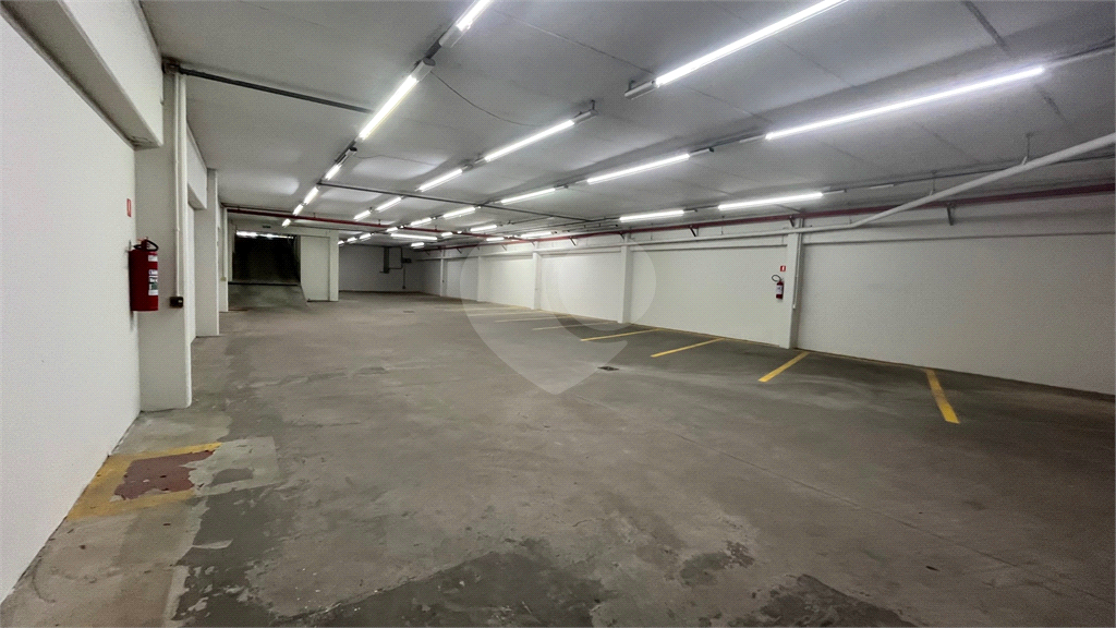 Loja-Salão para alugar, 1073m² - Foto 9