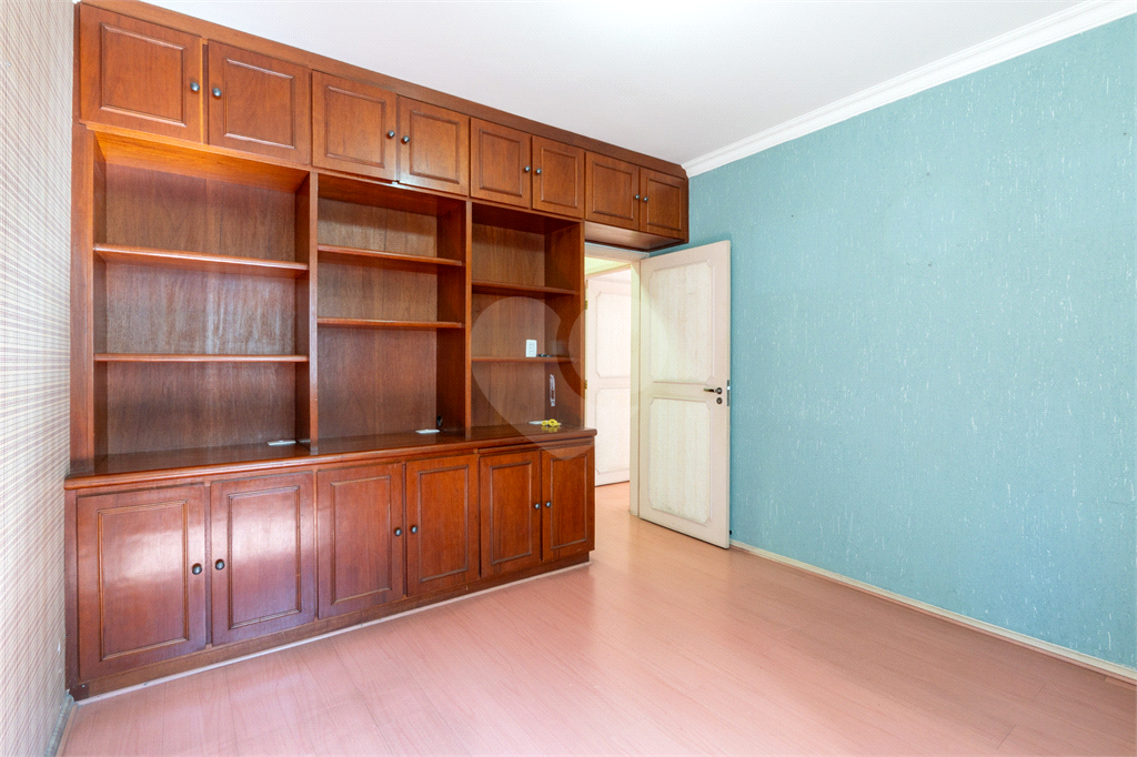 Apartamento com 2 quartos sendo 1 suíte na Alameda Santos próximo ao metrô Brigadeiro