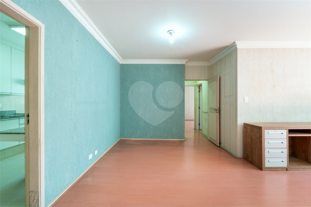 Apartamento com 2 quartos sendo 1 suíte na Alameda Santos próximo ao metrô Brigadeiro