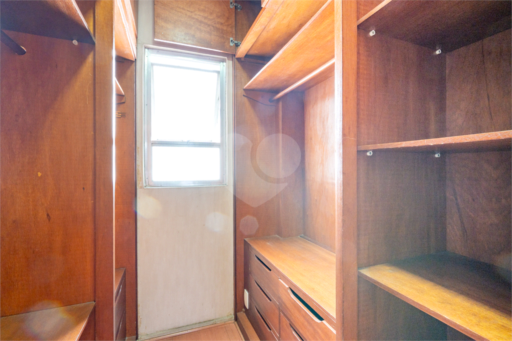 Apartamento com 2 quartos sendo 1 suíte na Alameda Santos próximo ao metrô Brigadeiro