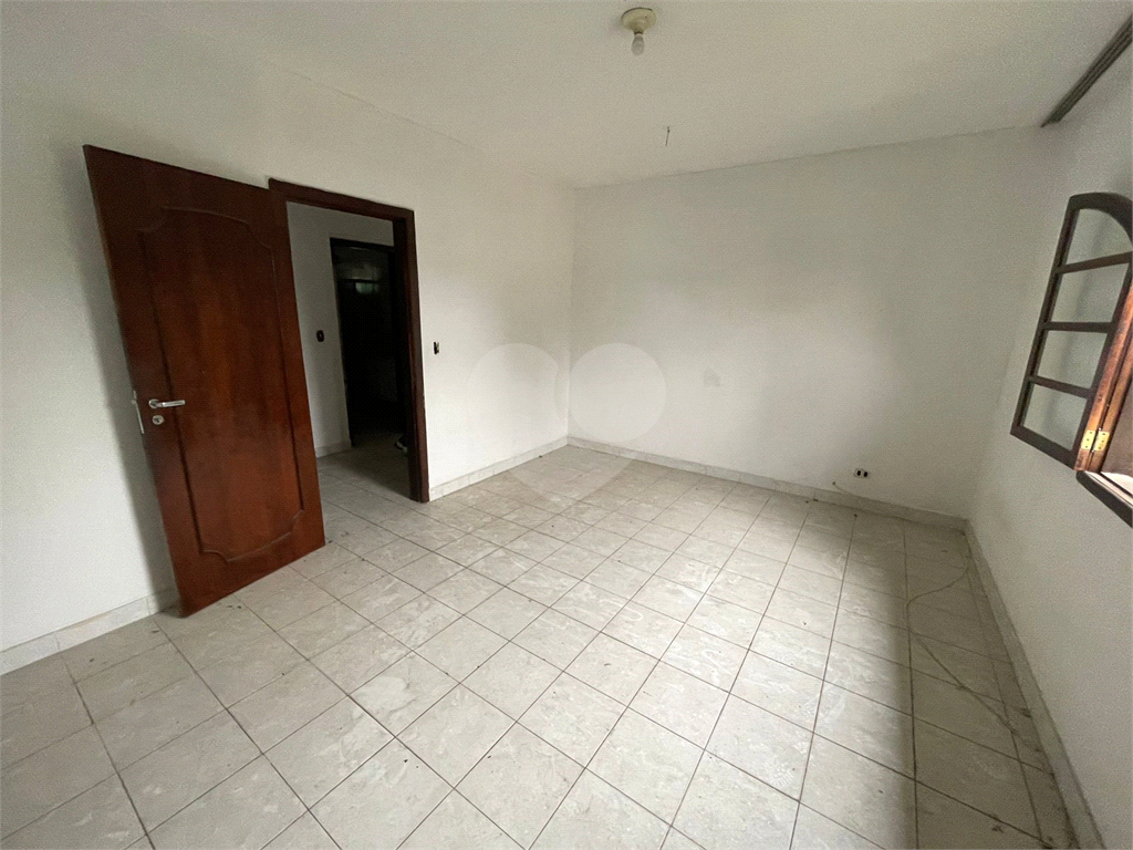 Sobrado Espaçoso à Venda no Parque Mandaqui – Conforto, Praticidade e Excelente Localização