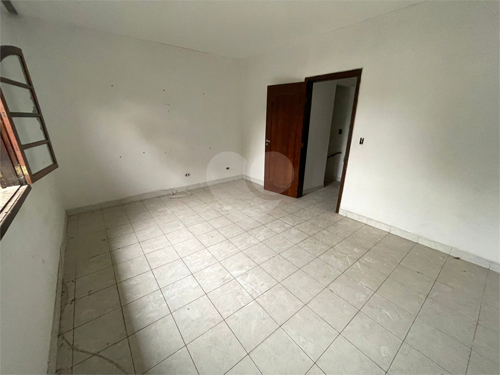 Sobrado Espaçoso à Venda no Parque Mandaqui – Conforto, Praticidade e Excelente Localização