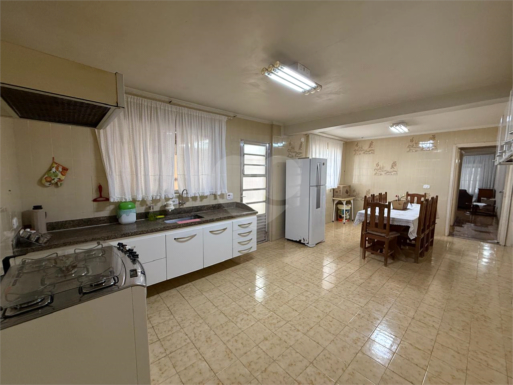 Sobrado à Venda no Lauzane Paulista – 4 Dormitórios, 2 Vagas e Excelente Localização!