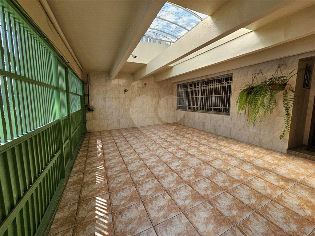 CASA TÉRREA em PARQUE EDU CHAVES