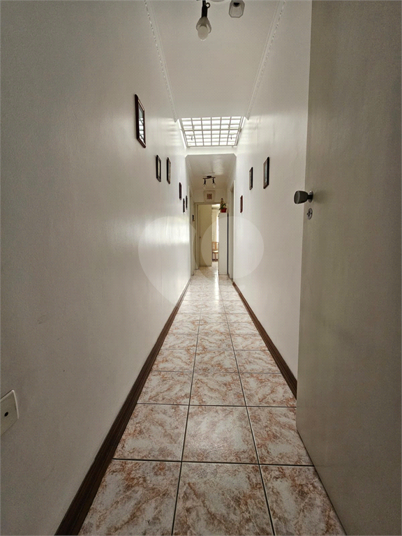 CASA TÉRREA em PARQUE EDU CHAVES