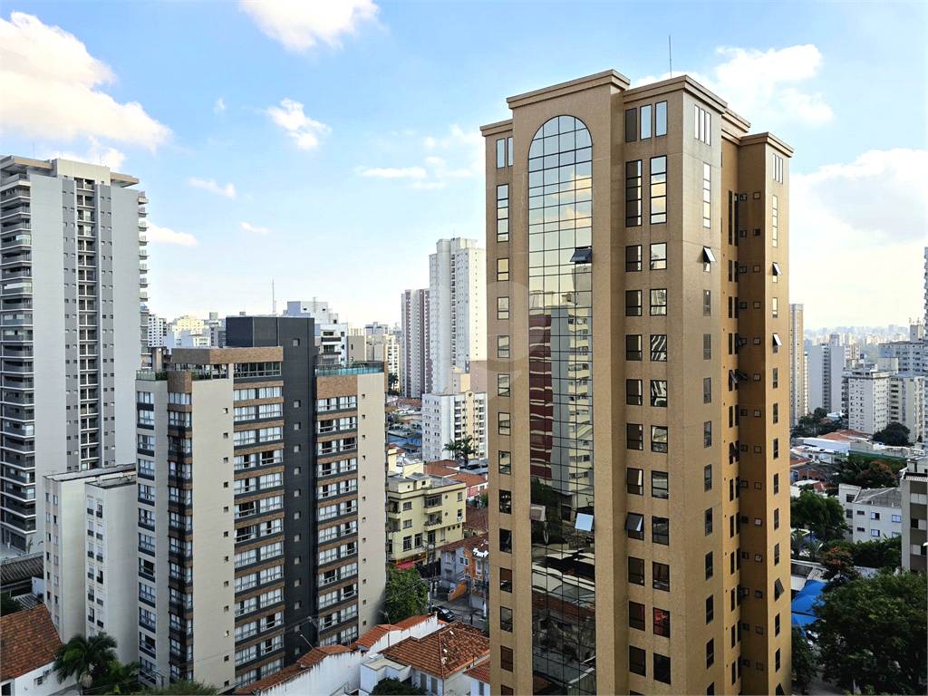 Apartamento para alugar com 2 dormitórios 2 banheiros na Vila Mariana.