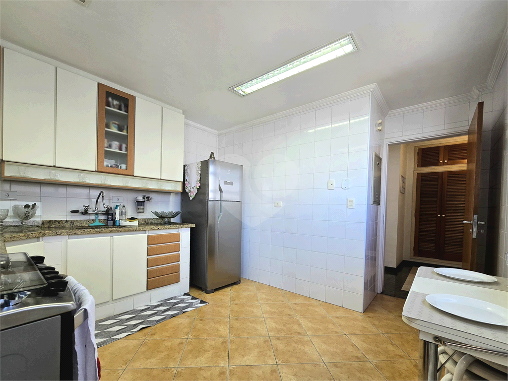 Apartamento para alugar com 2 dormitórios 2 banheiros na Vila Mariana.