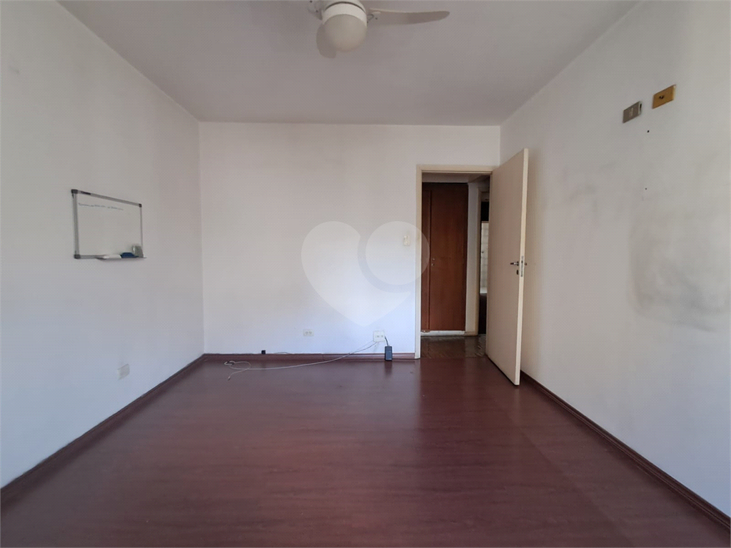 Imóvel de 141m² 3 quartos, 1 sendo suíte, retrofit no condomíno 1 vaga Paraíso