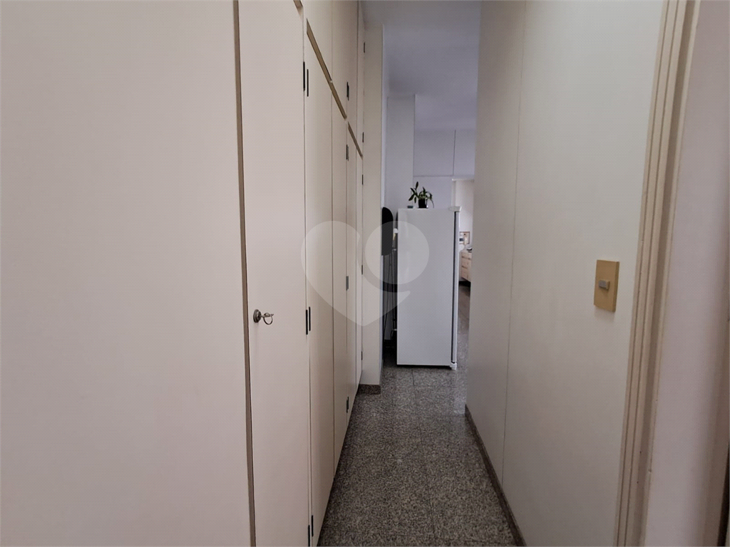 Imóvel 230m² sala de estar, sala de jantar e lareira, 3 suítes, 4 vagas e piscina Perdizes