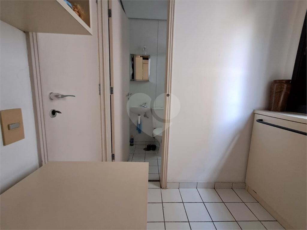 Imóvel 230m² sala de estar, sala de jantar e lareira, 3 suítes, 4 vagas e piscina Perdizes