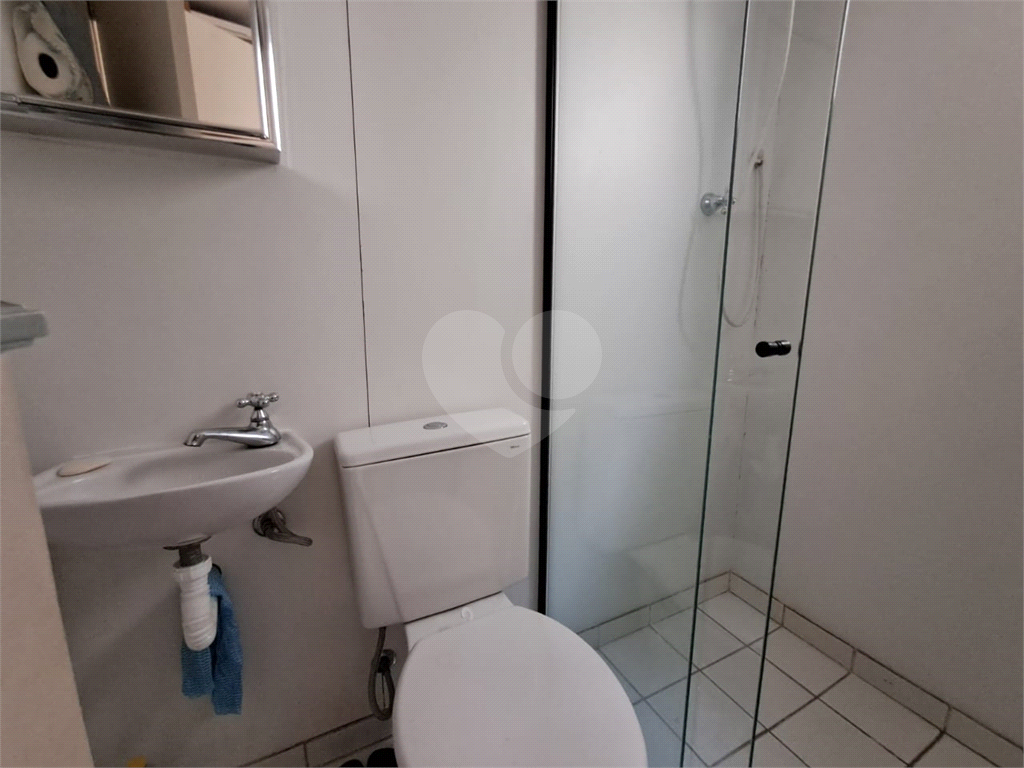 Imóvel 230m² sala de estar, sala de jantar e lareira, 3 suítes, 4 vagas e piscina Perdizes