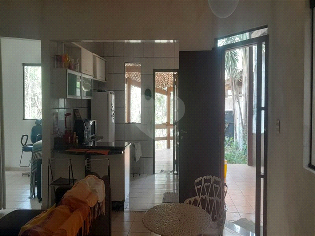 Casa à venda com 4 quartos, 212m² - Foto 4