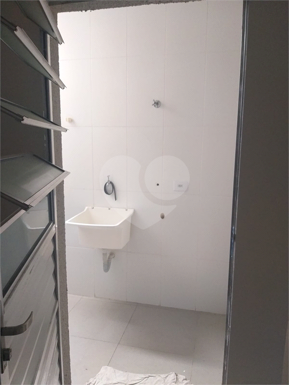 Prédio Residencial e Comercial na Vila Maria. 