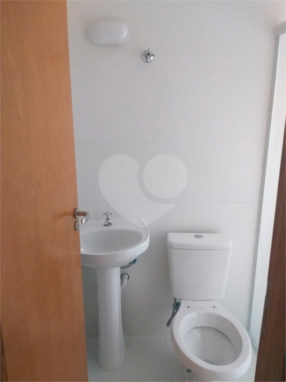 Prédio Residencial e Comercial na Vila Maria. 