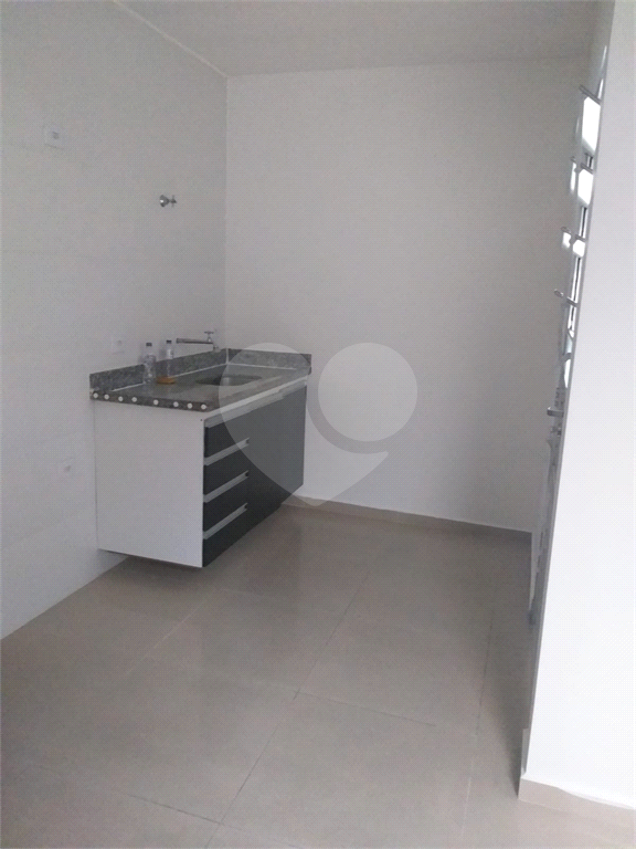 Prédio Residencial e Comercial na Vila Maria. 