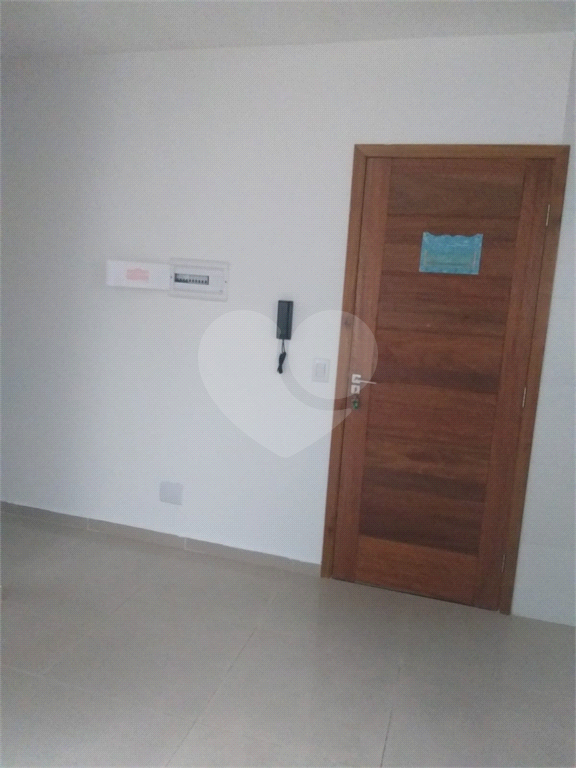 Prédio Residencial e Comercial na Vila Maria. 