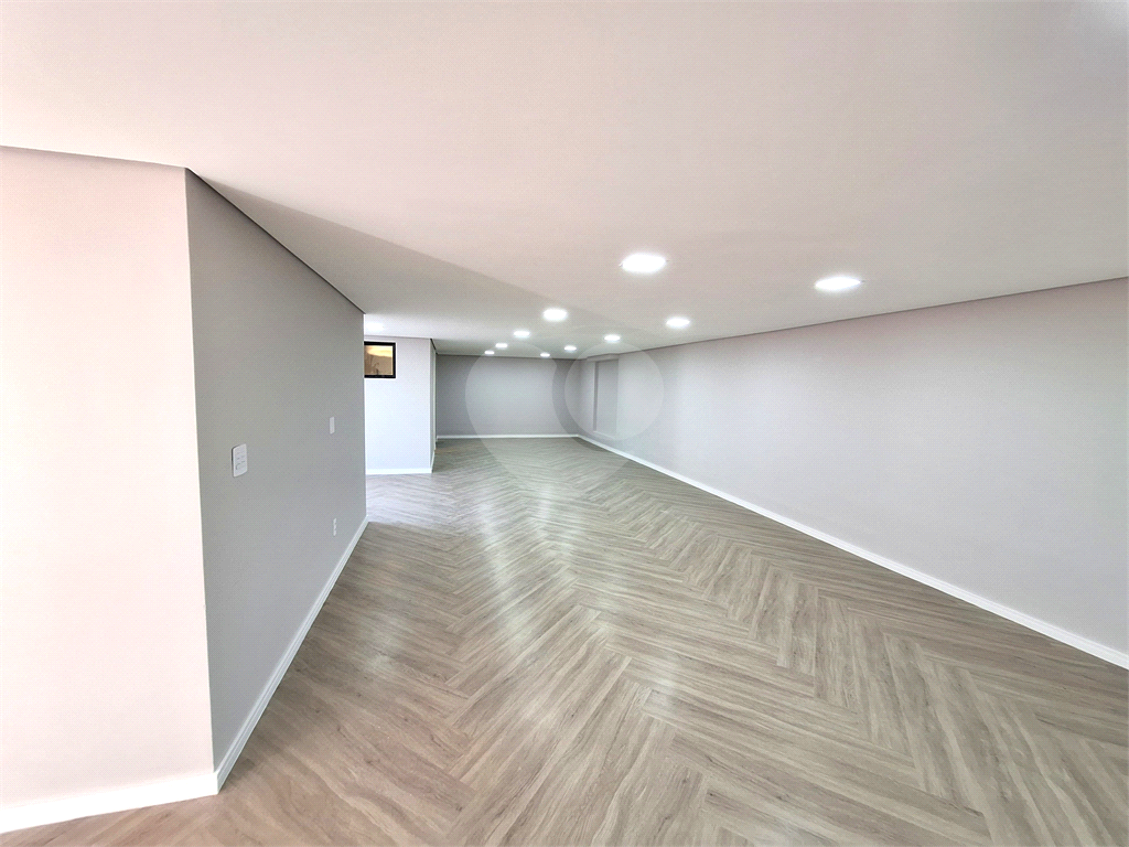 Sobrado de Condomínio à Venda | 400m² | 3 dormitórios (3 Suítes) | Aruã Brisas 2