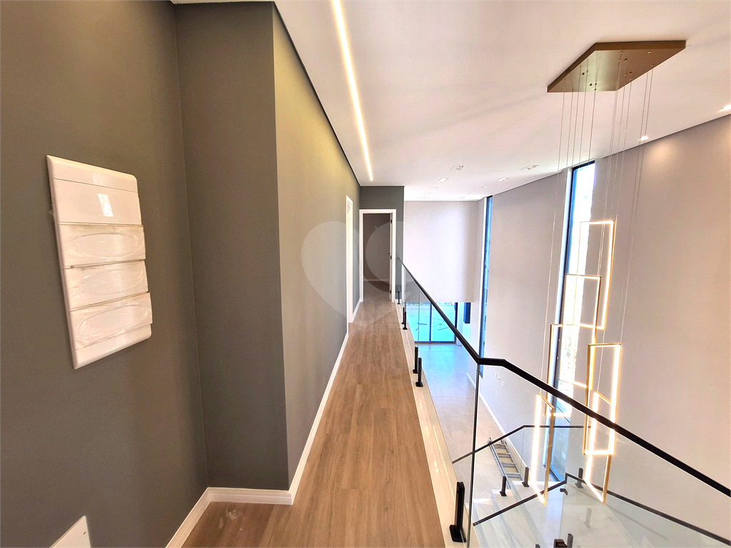Sobrado de Condomínio à Venda | 400m² | 3 dormitórios (3 Suítes) | Aruã Brisas 2