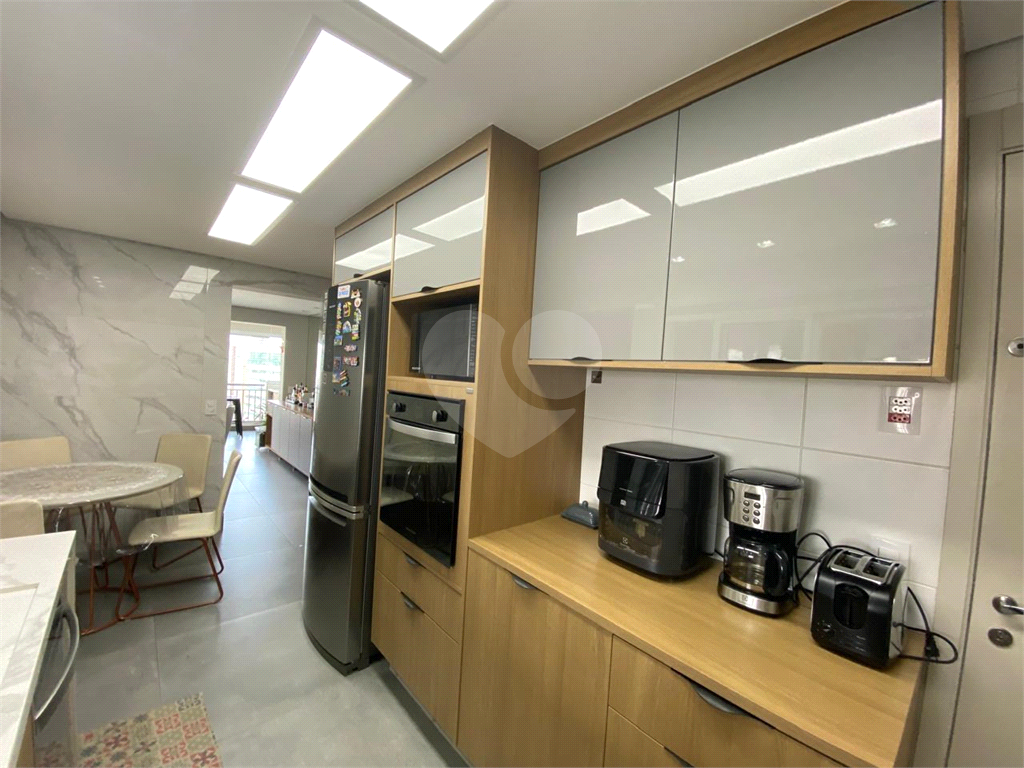 Apartamento de 129m² à Venda no Condomínio Monumento São Paulo – 3 Suítes, Varanda Gourmet e Acabamento Impecável