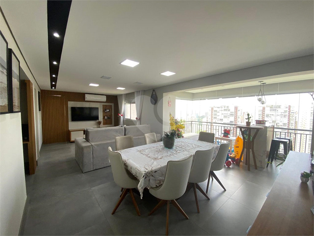 Apartamento de 129m² à Venda no Condomínio Monumento São Paulo – 3 Suítes, Varanda Gourmet e Acabamento Impecável