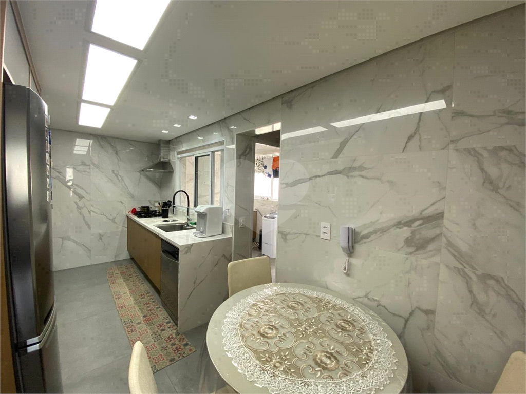 Apartamento de 129m² à Venda no Condomínio Monumento São Paulo – 3 Suítes, Varanda Gourmet e Acabamento Impecável