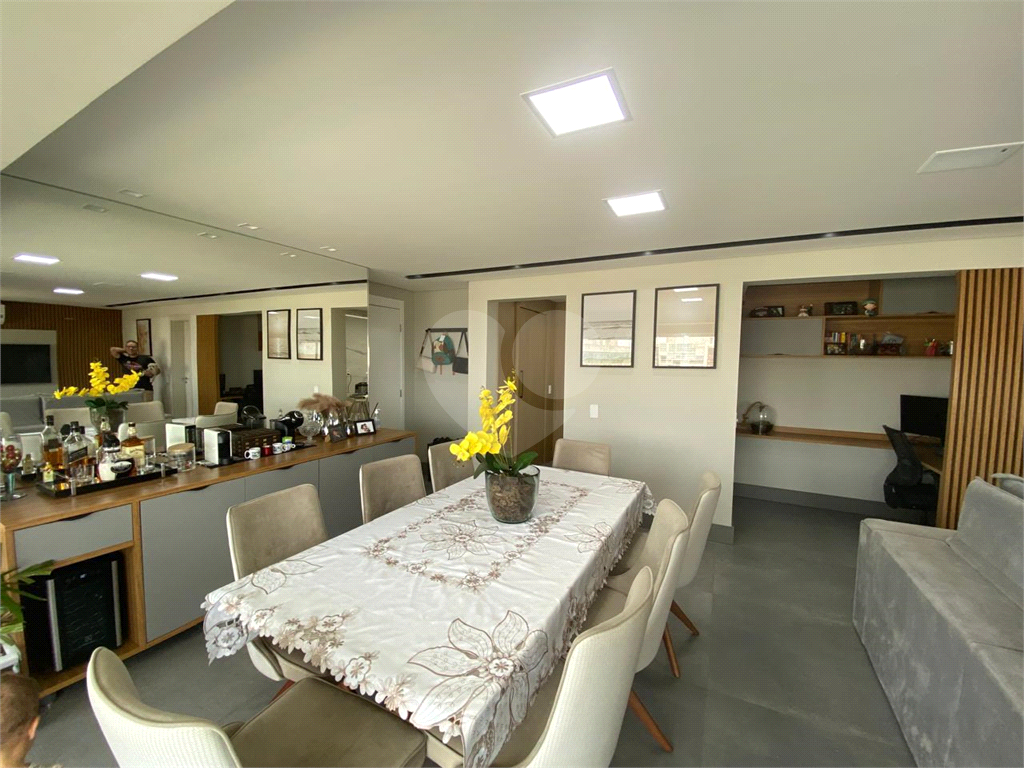 Apartamento de 129m² à Venda no Condomínio Monumento São Paulo – 3 Suítes, Varanda Gourmet e Acabamento Impecável