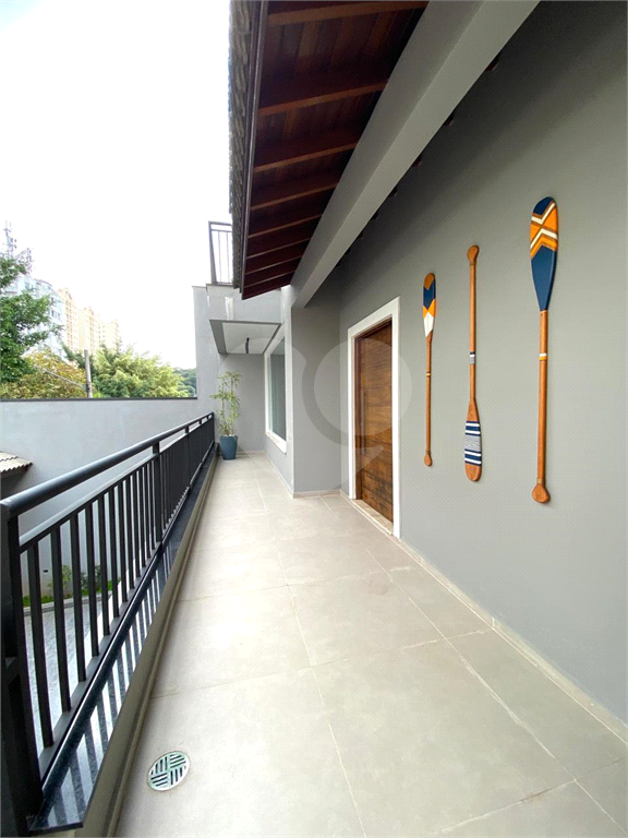 Casa à Venda – Ampla, Moderna e Sustentável com 3 Suítes, Piscina, Energia Solar e Espaço Gourmet