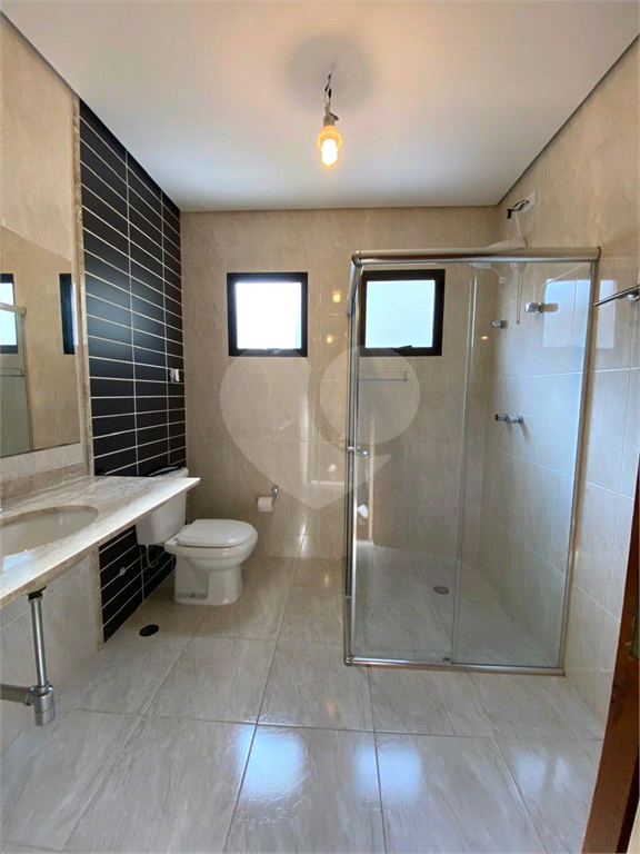 Casa à Venda – Ampla, Moderna e Sustentável com 3 Suítes, Piscina, Energia Solar e Espaço Gourmet